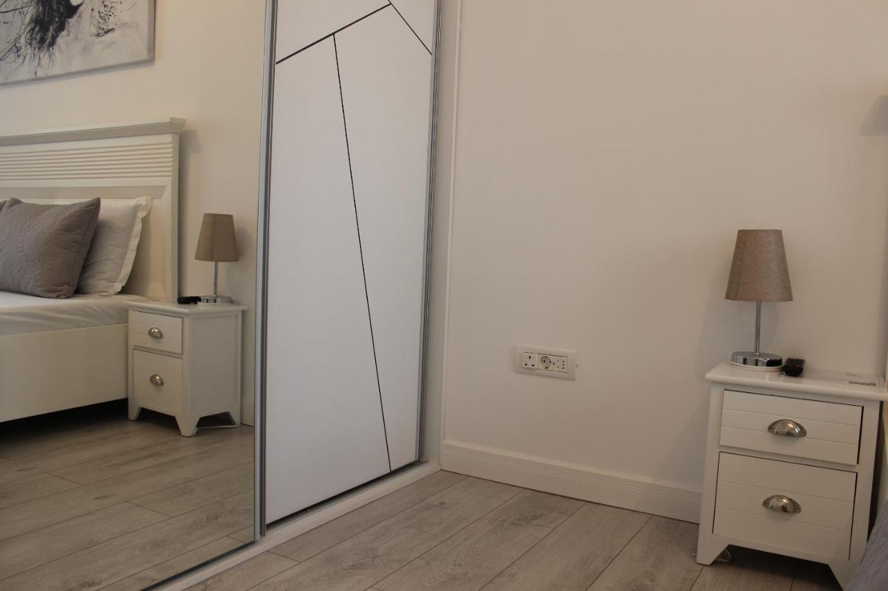 Luxury City Center Apartment - Romana Bukarest Exterior foto