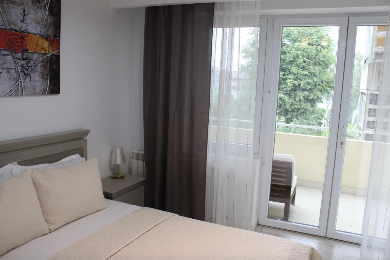 Luxury City Center Apartment - Romana Bukarest Exterior foto