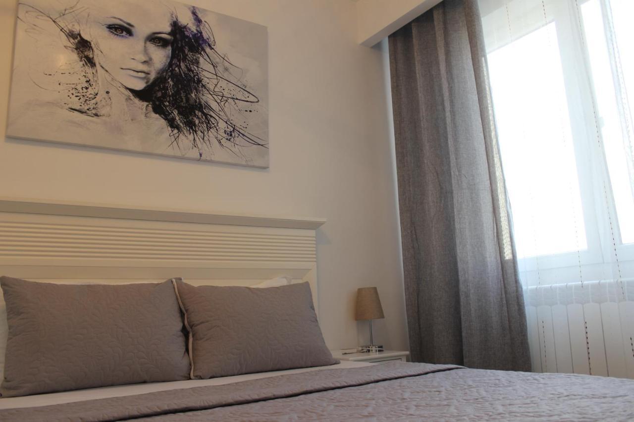 Luxury City Center Apartment - Romana Bukarest Exterior foto